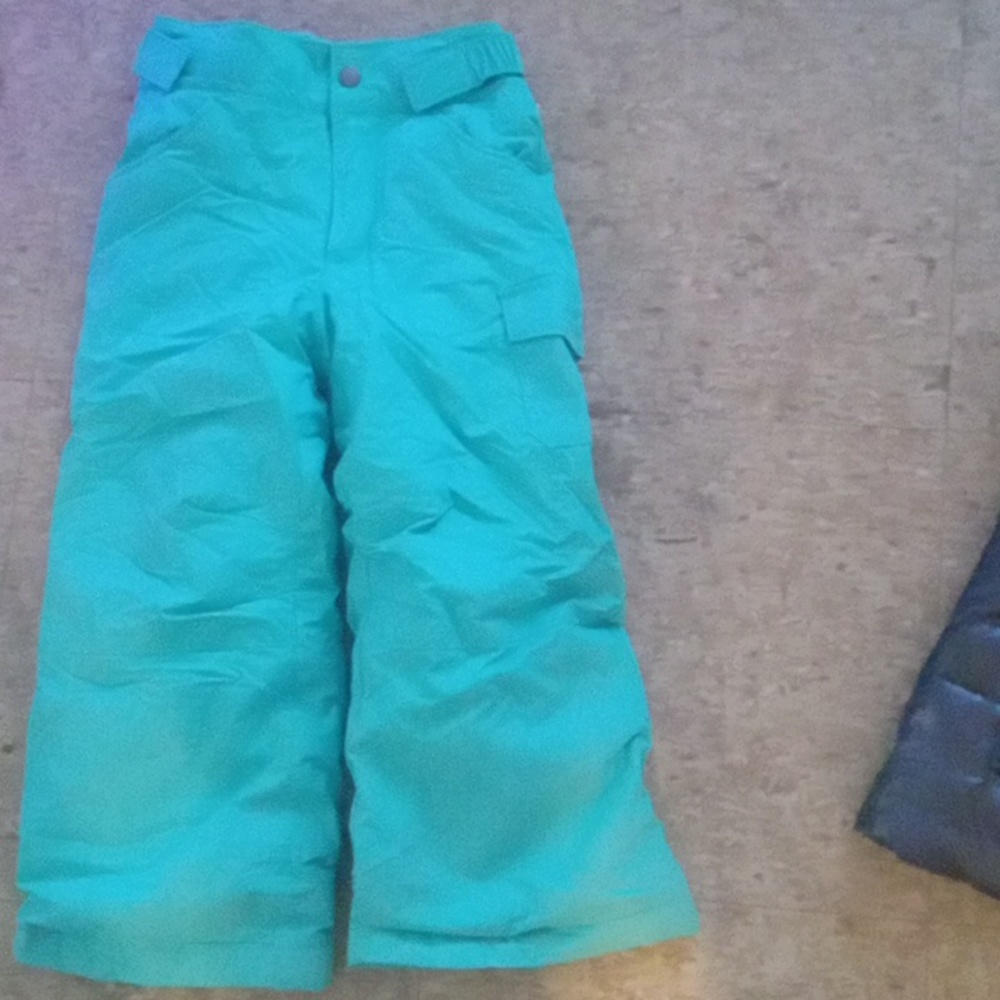 COLUMBIA UNISEX SNOW PANTS.